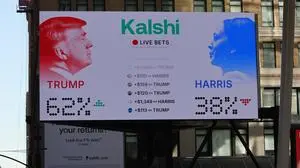 October 27, 2024, New York, NY, USA: USA: Outside of Madison Garden a Kalshi AD for odds on who will win the upcoming election, predicting Trump 62% and Harris 38%. Nearby Trump supporters line up on 33rd Street as they await entry into Madison Square Garden, where Republican Presidential candidate former President Trump is holding a political rally Sunday. The enthusiastic crowd gathered early, displaying flags, signs, and patriotism in anticipation of the event. Kalshi Inc. is an American financial exchange and prediction market based in Lower Manhattan, New York City, offering event contracts. New York USA - ZUMAra1_ 20241028_aap_ra1_013 Copyright: xLuizxRampelotto/Europanewswirex