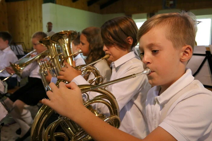 ... sowie die Jugendband der Musikschule Althofen (Maria Streit) im örtlichen Vereinshaus Proben ihres musikalischen Könnens. 