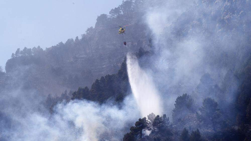 Seit Donnerstag wurden in der Region rund 4300 Hektar Landfläche durch die Flammen zerstört, größtenteils Waldgebiete