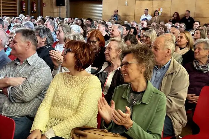 Vor 43 Jahren - im Jahr 1983 - gab es in der Gemeinde Nestelbach zum ersten Mal Kulturtage. Dort präsentierte sich auch erstmals die Nestelbacher Theatergruppe.