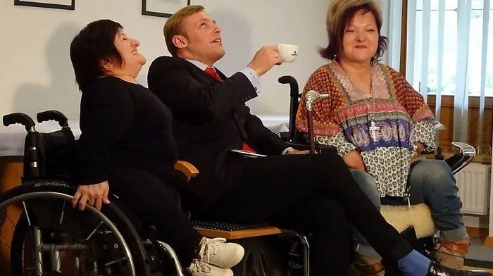 Zuhal Soyhan, Antonio La Regina und Marianne Hengl (von links) machen Mut