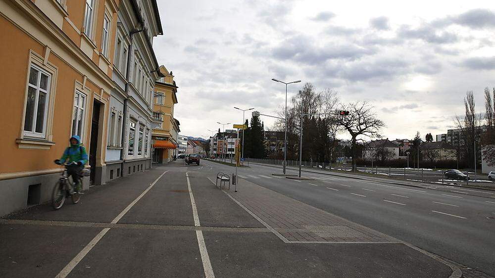 In diesem Bereich in der St. Veiter Straße in Klagenfurt fielen im Jänner die Schüsse