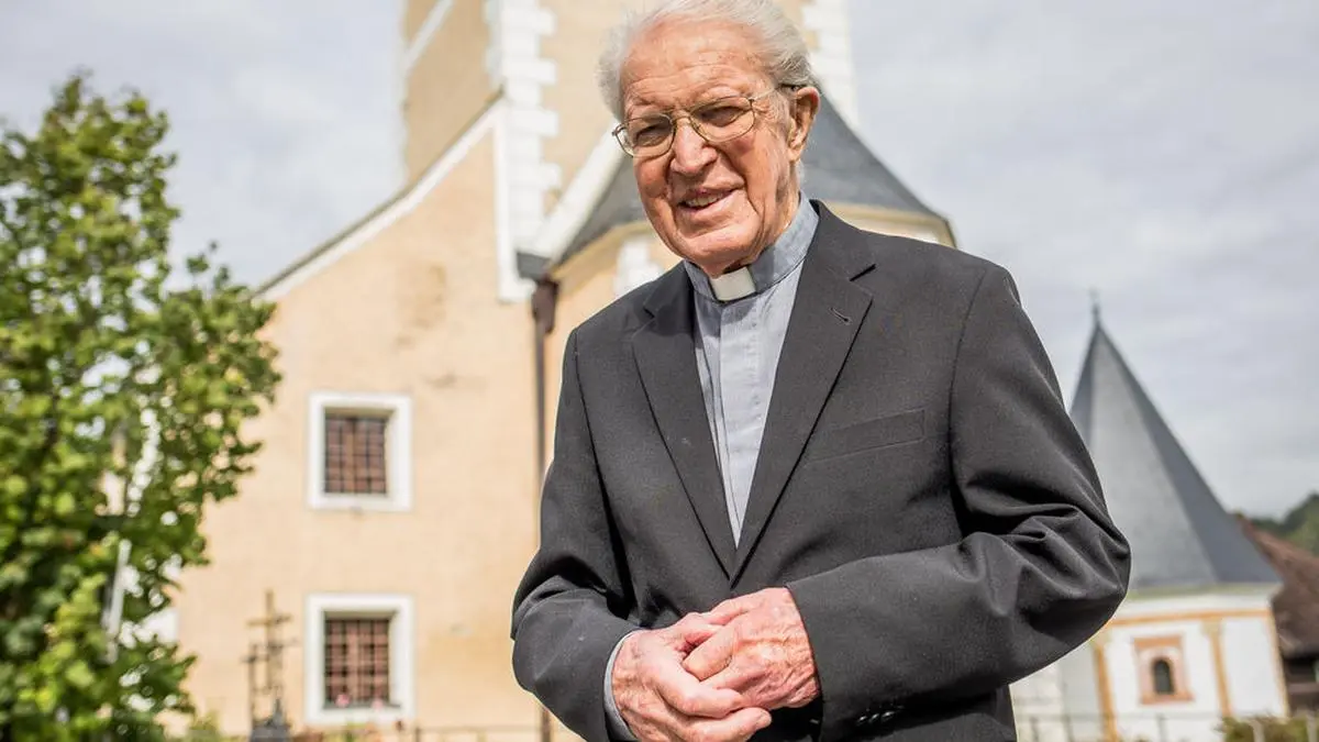 Pfarrer Berger ist seit 1973 in Himmelberg 