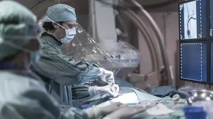 Interventionelle Radiologen behandeln Schlaganfälle, Blutungen, Aneurysmen oder Tumore