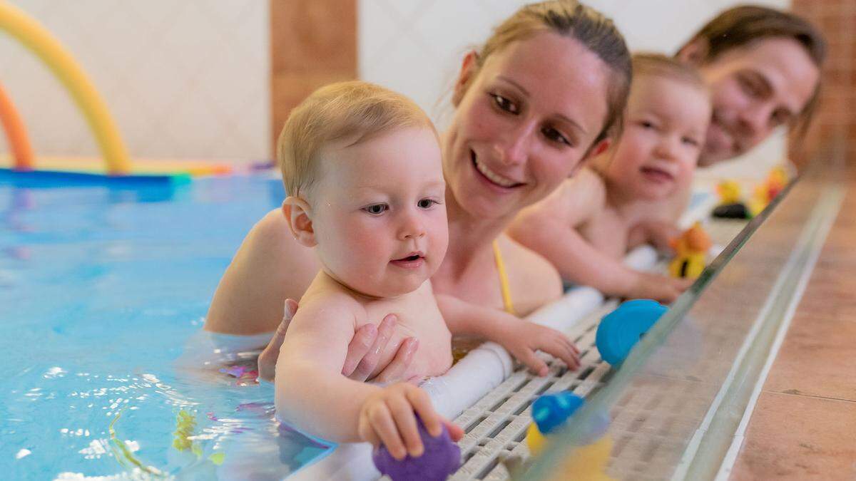 Babyschwimmen im Kurhaus Reichel