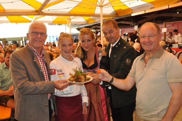 Klicken Sie sich durch die Bilder ...