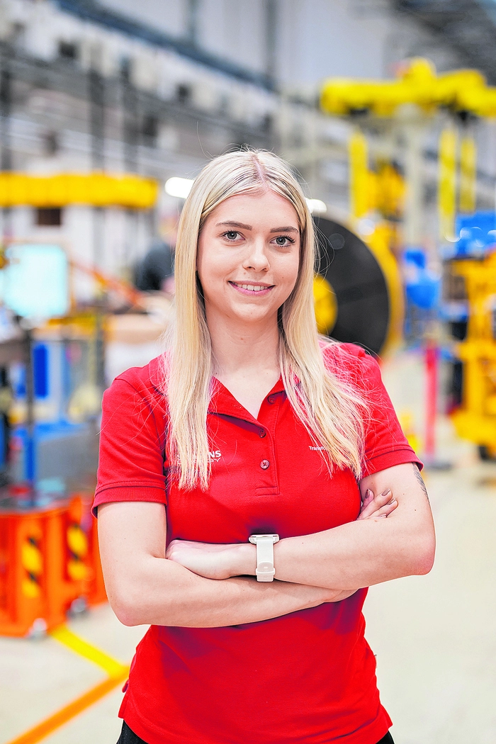 Begeisterter Mechatronik-Lehrling Jessica Freitag