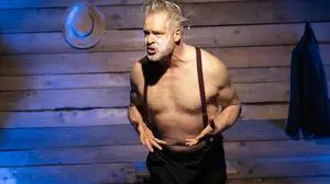 Michael Weger spielt Peter Handke