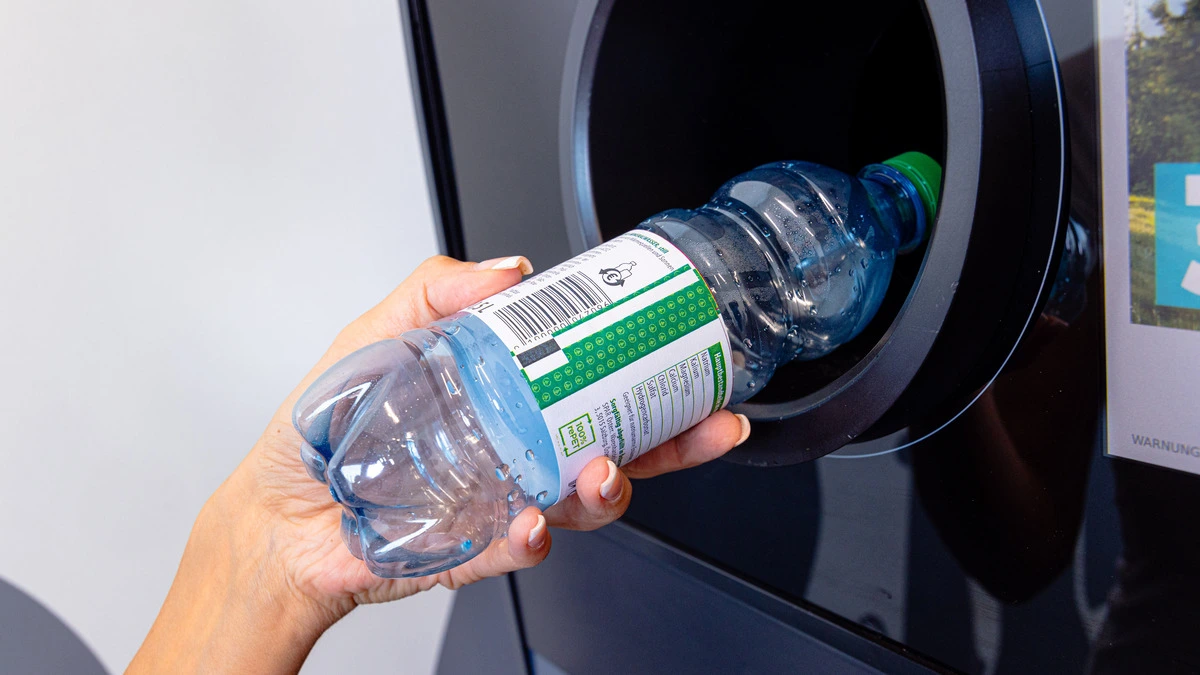 Ab 1. Jänner läuft österreichweit das neue Einweg-Pfandsystem für Plastikflaschen und Dosen an