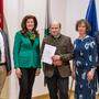 Martin Pöllabauer (Mitte) bei der Zertifikatsverleihung mit Marko Mele (Joanneum), der Landtagsabgeordneten Barbara Riener, Evelyn Kaindl-Ranzinger (Musis) und Peter Obersteiner (Landesarchiv)