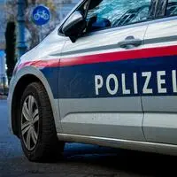 Die 23-Jährige saß auf der Rückbank des Autos