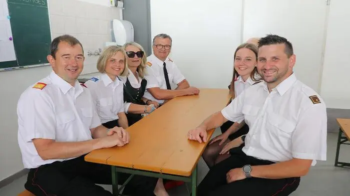 Ein ganz besonderes Jubiläum feierte die Freiwillige Feuerwehr Apfelberg: Seit nunmehr 100 Jahren stehen hier Generationen von Feuerwehrmännern ehrenamtlich im Dienst am Nächsten