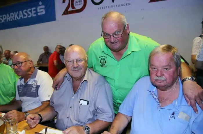 Für seine 60-jährige Mitgliedschaft zum Siedlerverein wurde der Landes-Gartenfachberater Willi Guschnegg geehrt. 