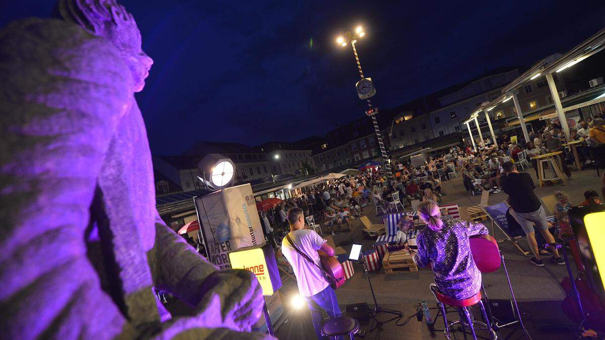 Auch 2024 wieder ein Fixpunkt: das „Afterwork“ am Klagenfurter Benediktinermarkt