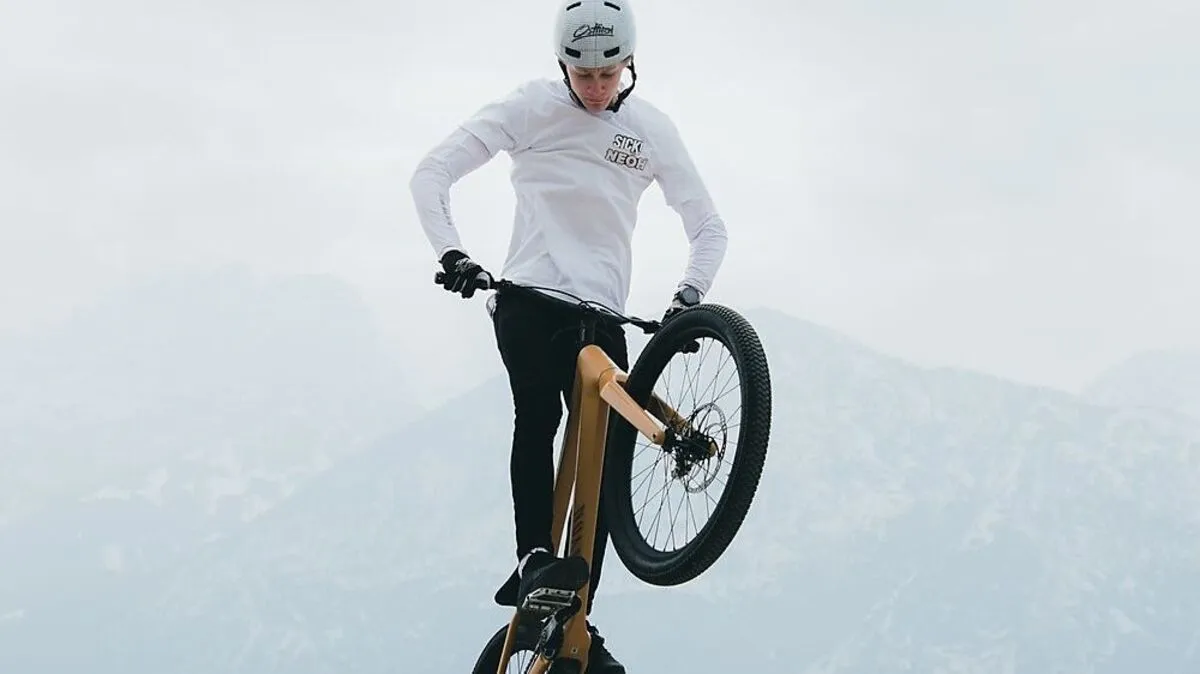 Das man auch mit dem Wohnsitz Osttirol eine veritable Karriere strarten kann, beweist Biker Gabriel Wibmer