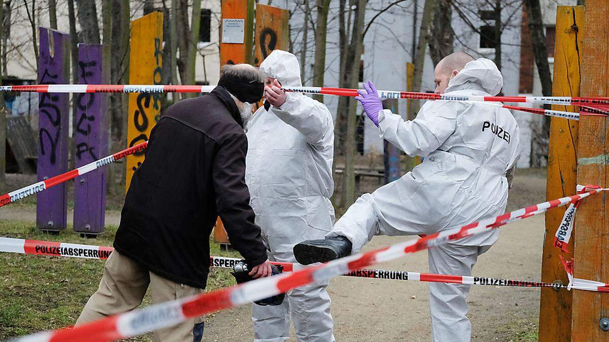 Kriminaltechniker am Tatort in Leipzig