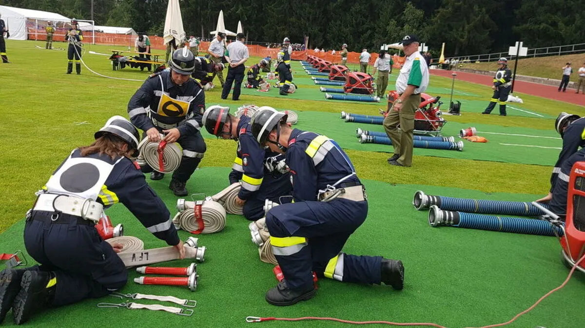 Voller Einsatz: Wettbewerb der Feuerwehren