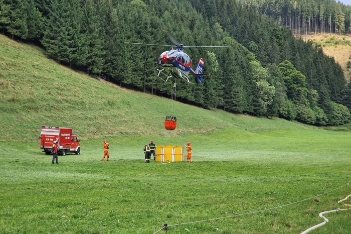 Anschließend fuhren die teilnehmenden Personen zu einem Essen in das Rüsthaus Neuberg, das der Versorgungszug aus Niederösterreich zubereitet hatte. Nach einer kurzen Besprechung vor Ort traten alle unverletzt die Heimreise an.