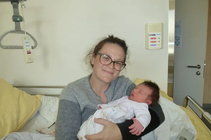 Nachwuchs in Frohnleiten: Marie kam am 22. 9. auf die Welt. Die Eltern, Evelyn Fuchs und Michael Renarth, und die große Schwester Annabelle (4) sind überglücklich.