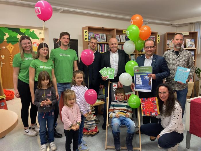 Anlässlich des Tages der Kinderrechte wurde ein Mitmachbuch präsentiert