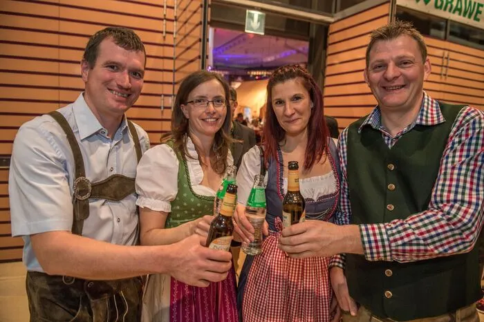 Die einen greifen zu Bier, ...