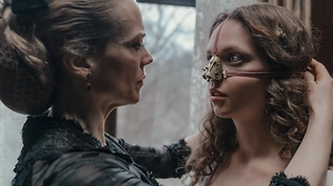 Bodyhorror im neuen Kinofilm „My Ugly Stepsister“