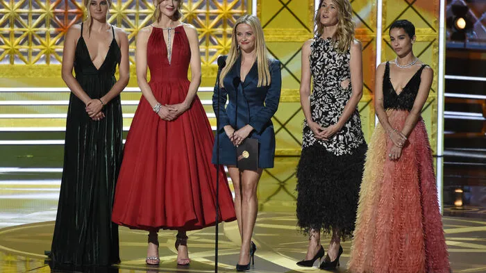 Frauenpower Deluxe: Die Hauptdarstellerinnen der mehrfach ausgezeichneten HBO-Serie "Big Little Lies". Und die Namensliste kann sich sehen lassen: Shailene Woodley, Nicole Kidman, Reese Witherspoon, Laura Dern und Zoe Kravitz.