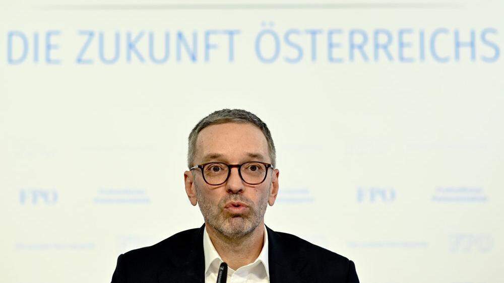 FPÖ-Chef Herbert Kickl wünscht sich für die Zukunft einen blauen ´Plan B´ im Corona-Management.