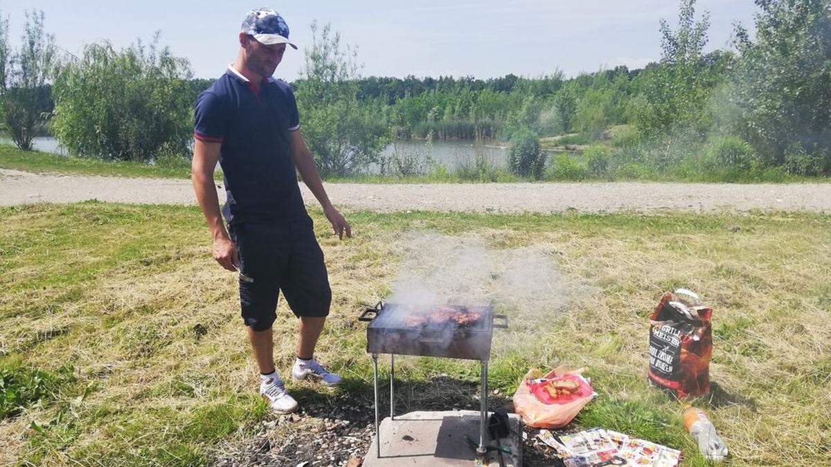 Beliebt bei den Grazern: Grillen in den Auwiesen