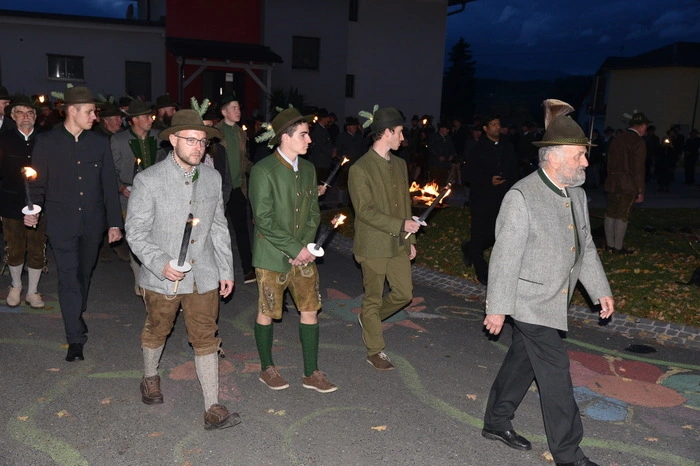 Klicken Sie sich durch die weiteren Bilder!