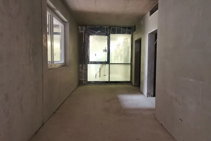 Alle Stockwerke haben eine direkte Verbindung zum Hauptgebäude