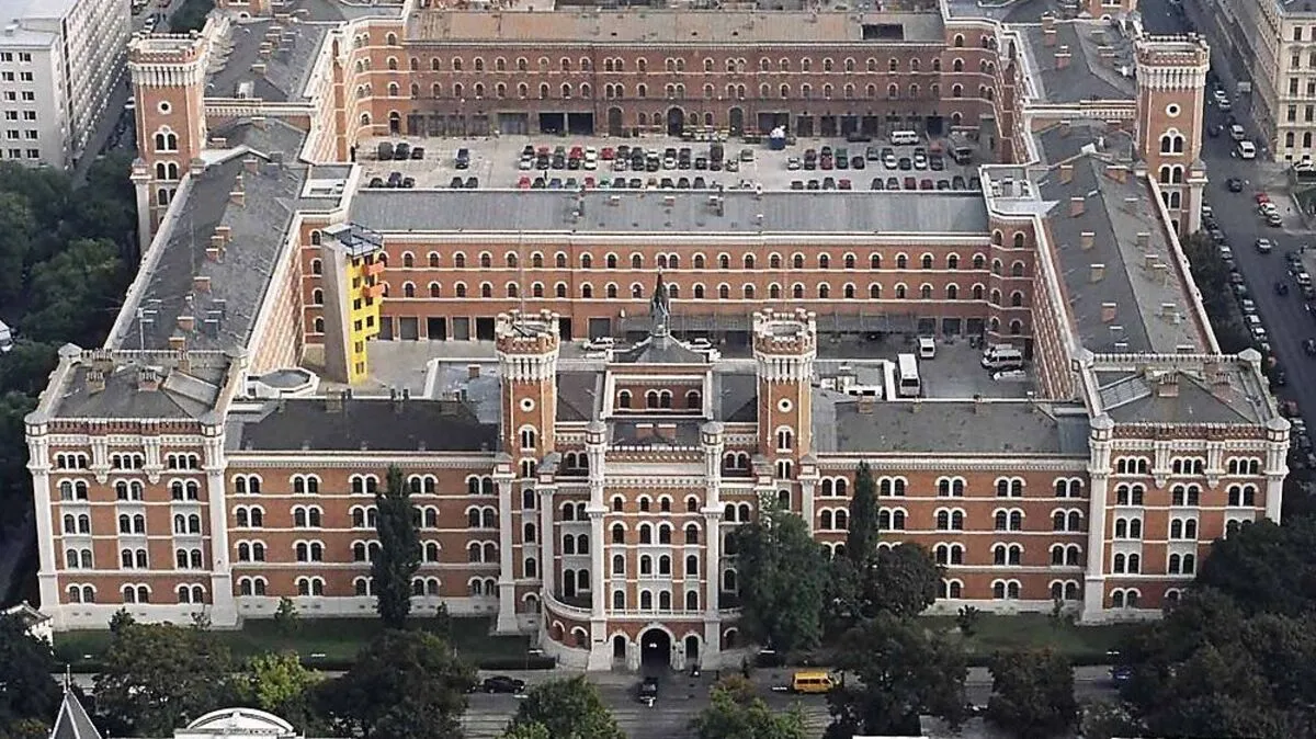 Die Rossauer Kaserne in Wien, Sitz des Verteidigungsministeriums, wurde ausspioniert