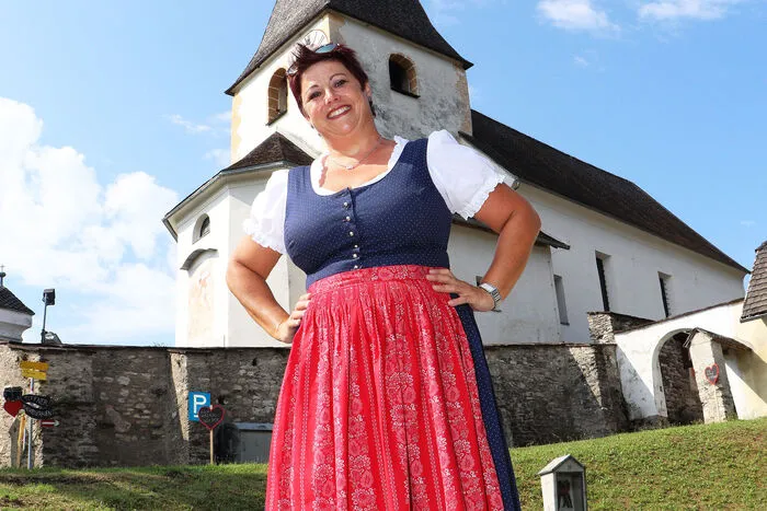 Bitte klicken Sie sich durch die Bilder!