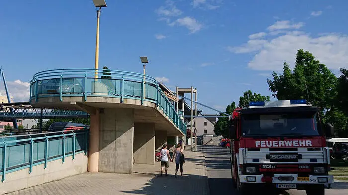 Am Donnerstagnachmittag um 16.18 Uhr wurde die Freiwillige Feuerwehr der Stadt Weiz zu einem Einsatz zum Weizer Bahnhof gerufen.