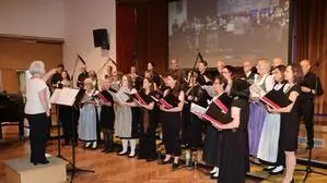 Die Singgruppe Köflach unter der Leitung von Krista Mürzl