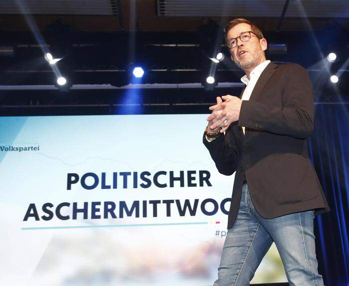 Begeisterte als Gastredner mit seiner Welt-Analyse: der deutsche Ex-Minister Karl-Theodor zu Guttenberg