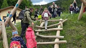 Der Naturpark Weißensee sowie die Gemeinde Weißensee eröffneten den „Spielplatz der Natur“ an drei Standorten