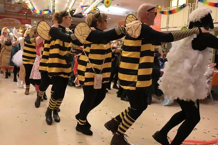 In der Kategorie große Gruppen setzte sich der „Zirkus Zöti“ durch, Platz zwei belegten die „Anziehpuppen“, gefolgt von der „Bienengruppe“.