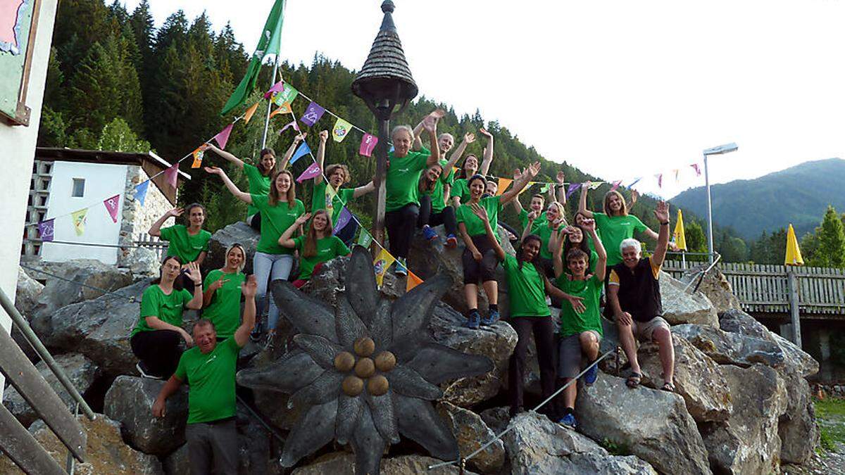 Das internationale Teilnehmerfeld hatte viel Spaß an der gemeinsamen Arbeit und den Wanderungen rund um Kötschach-Mauthen