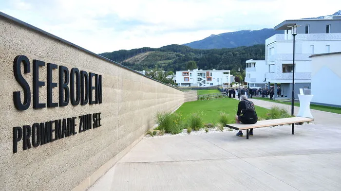 Offiziell eröffnet wurde Dienstagnachmittag die Seepromenade, die in Seeboden Ortszentrum und See verbindet.