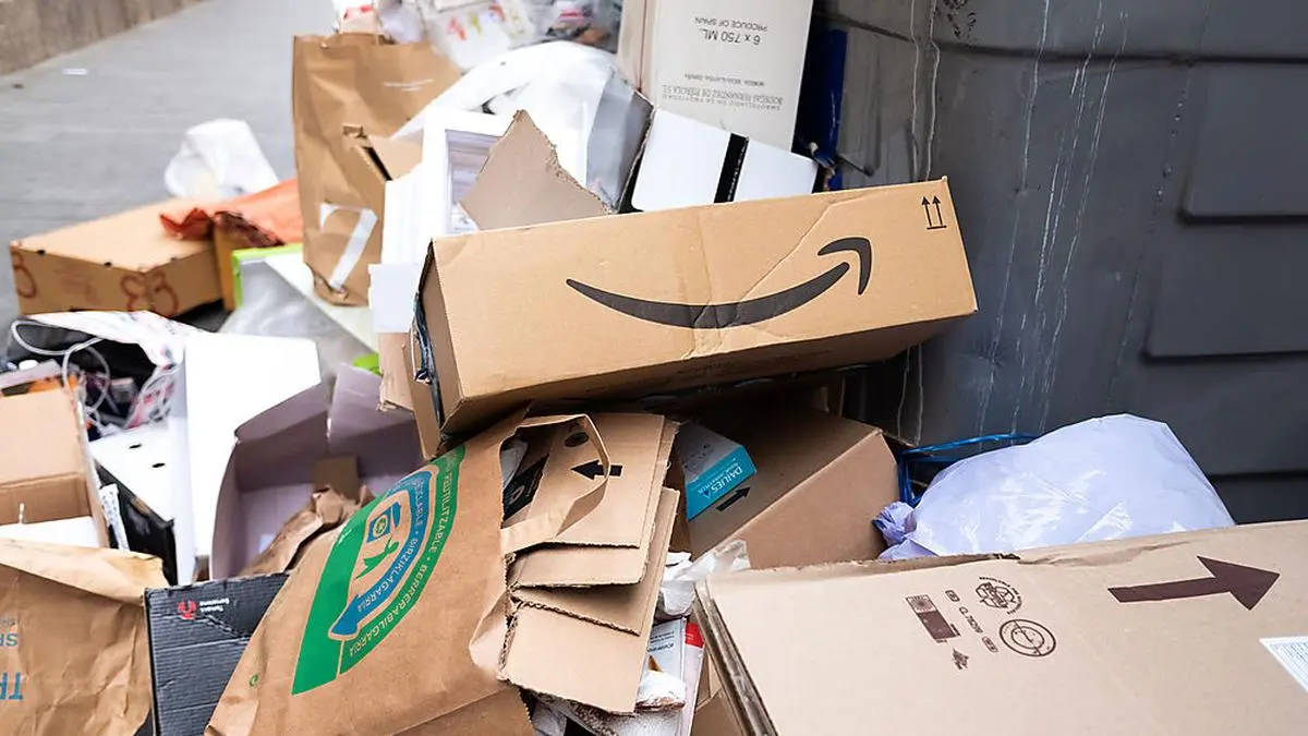 Verpackungen und Co. können in den Altstoffsammelstellen abgegeben werden.