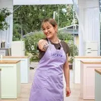 Hobbybäckerin Alina aus Graz schwingt in der TV-Show  „Das große Backen“ den Schneebesen