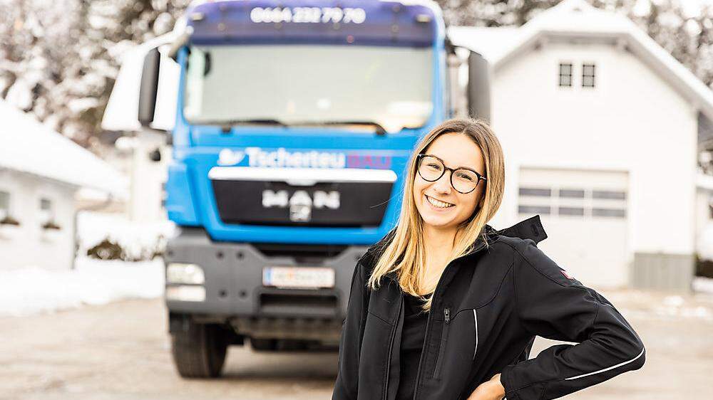 Lenkt einen Lkw mit einem höchst zulässigen Gesamtgewicht von 26 Tonnen: Katja Tscherteu 