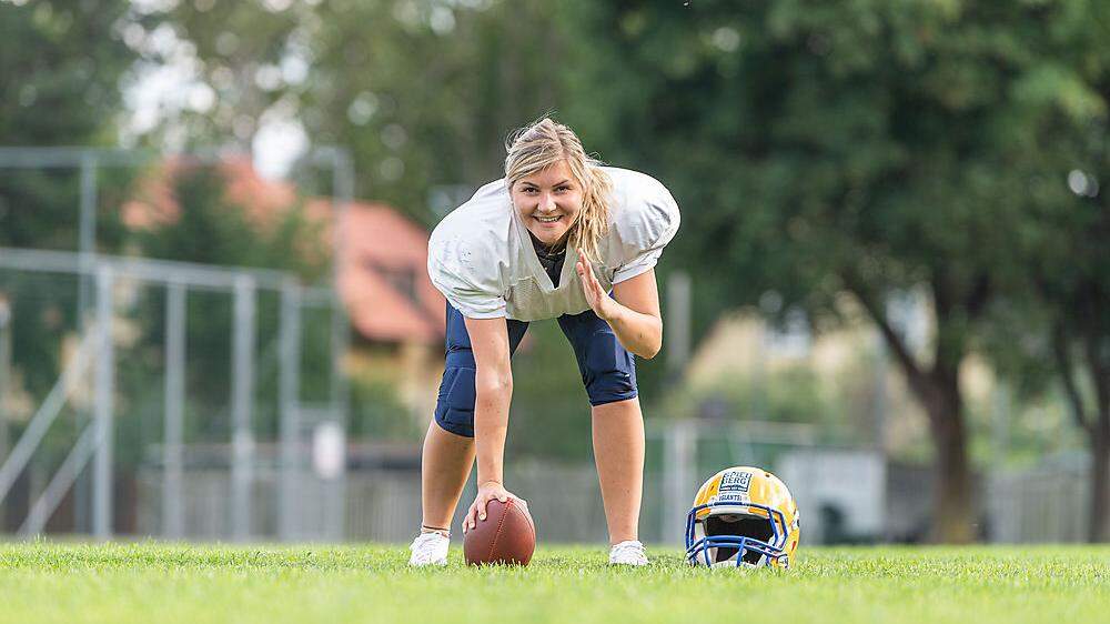 Katharina Brandtner (24) spielt seit sechs Jahren Football für die Grazer Lady-Giants