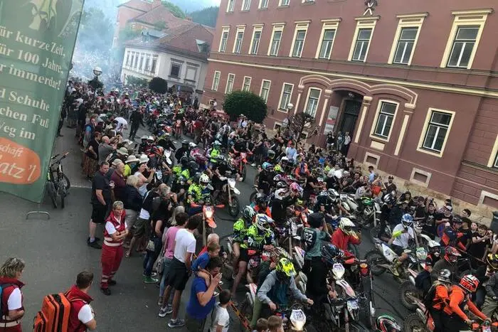 Klicken Sie sich durch weitere Bilder!