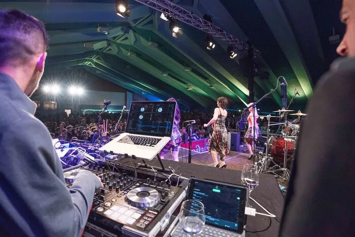 Nach dem Konzert stieg noch eine Aftershow-Party mit DJ Antonio Cruz.