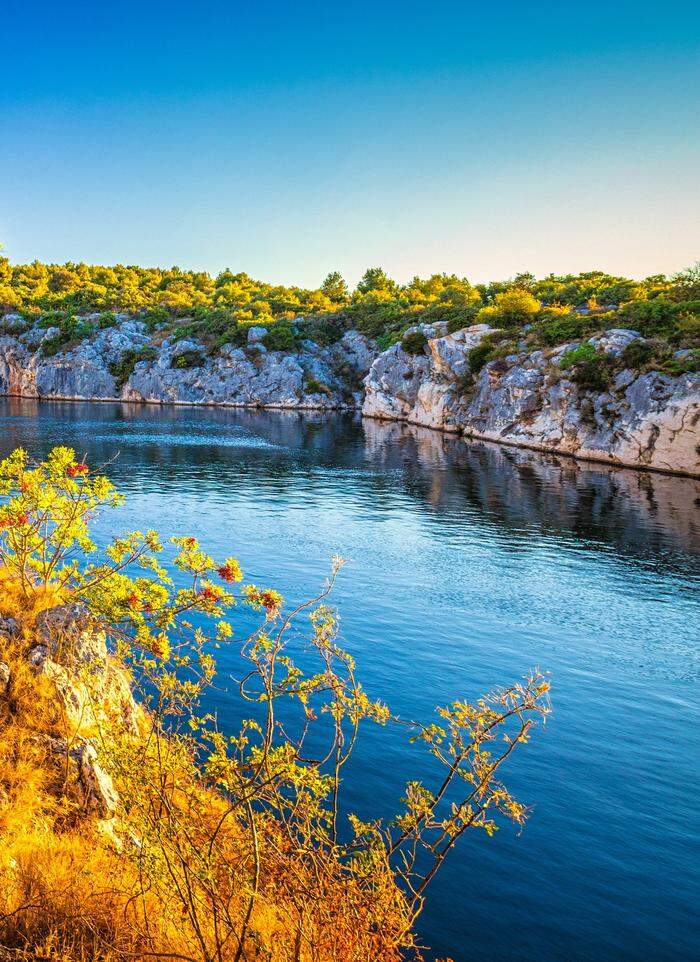 Geheimnisvoller Drachensee in Kroatien