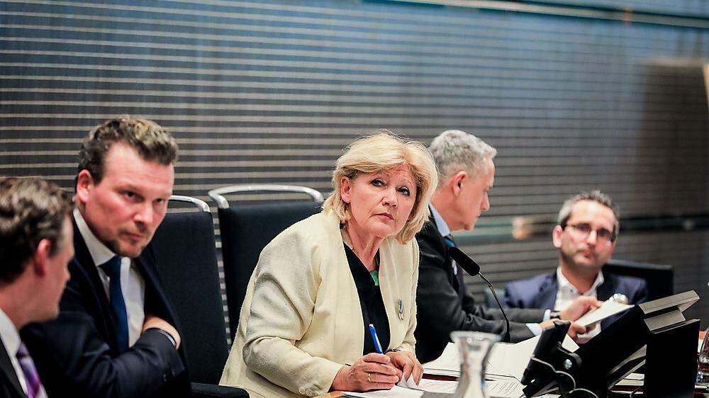 Die FPÖ drängt Bürgermeisterin Mathiaschitz, die Tonbandaufzeichnung zugänglich zu machen.