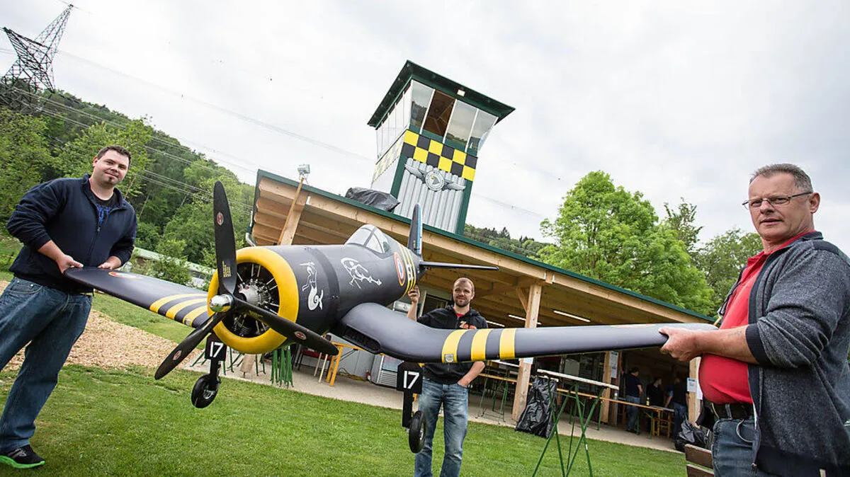 Matthias Niederschweiberer und Daniel Scholze aus Bayern, Franz Obenauf vom Margarethener Club