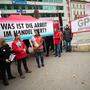  Im Ringen um den Kollektivvertrag für die 430.000 Handelsangestellten kam es in Wien, Graz, Salzburg und Innsbruck inmitten des vorweihnachtlichen Einkaufstrubels zu Protestaktionen der Gewerkschaft GPA-djp